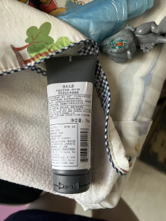 毛孔深呼吸：悦木之源泥娃娃活性炭清洁面膜