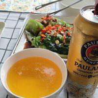 这个宝莱纳的拉格啤酒感觉怪怪的，直到看了产地，只有一个字。