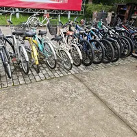 放了一个暑假的车,开学推出来别急着骑:翻了十几所校园的修车帖和避雷帖,先花10分钟自检4个地方,再决定要不要花钱