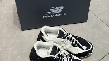 NB2010跌到719元：120周年新爆款要接棒2002R？宽脚、闷脚、尺码，翻完两边评价说清楚