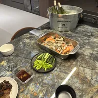 中秋蟹宴要来了：自然酒能上桌，但先把橙酒和陶罐酒装回箱子
