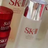 精华越浓稠越有效?SK-II神仙水90%高活性成分的水状精华颠覆认知