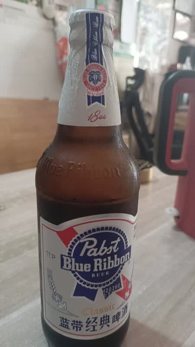 蓝带啤酒