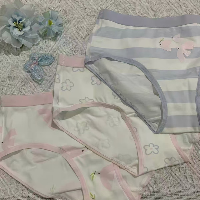 女儿总拽内裤？试试 likeuu 女童纯棉内裤👧