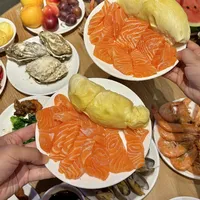 冲着自助餐去的，可能正赶上它放假：清河半岛9月1日回归，东北洗浴自助的"时令菜"节奏去之前要摸清
