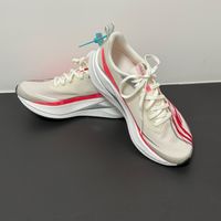 沉浸式开箱体验李宁赤兔9pro