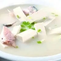 鱼头豆腐汤，一锅鲜暖慰家常