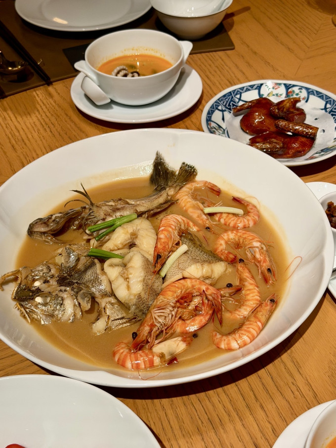 聚会餐饮