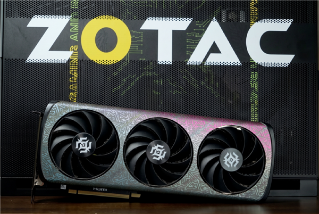 活泼涂鸦新潮流!索泰RTX 5060 XGAMING OC显卡图赏