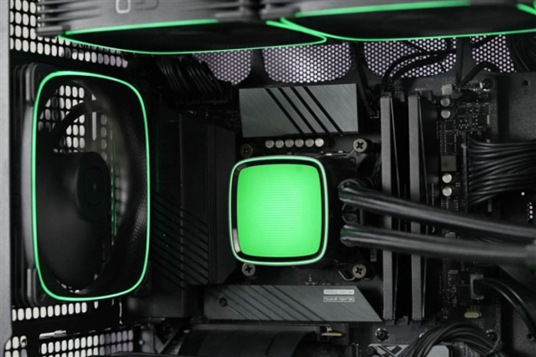 活泼涂鸦新潮流!索泰RTX 5060 XGAMING OC显卡图赏