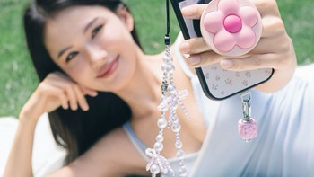从配色到联名：CASETiFY 手机壳的个性表达
