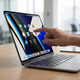 苹果十年禁忌破了,MacBook Pro将加入OLED触控屏,2026年末起售