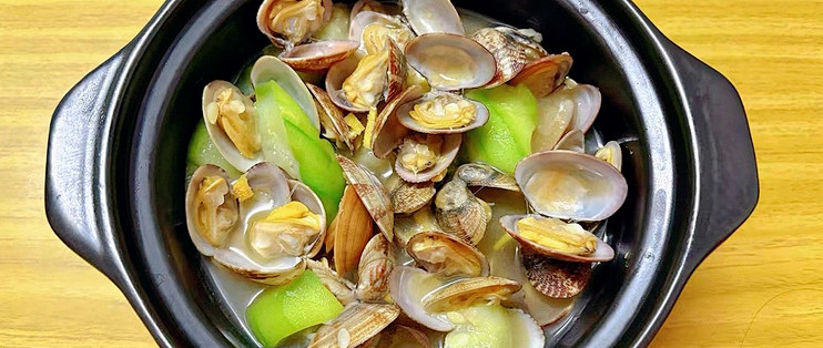 家传下酒菜｜花蛤丝瓜煲：十几块鲜到跺脚，家常才是顶流