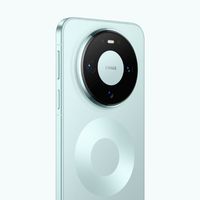 旧手机升值了：万元iPhone回收最高给到8000元，“保值率115%”爆火却算错了——卖旧机、买二手还是继续用，先分清这三个价