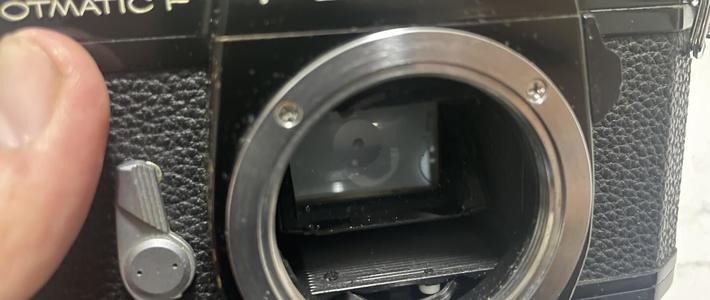 相机转盘乱跳，短视频劝你喷蓝罐？核完全网十几例“复活与喷废”帖才发现：救活转盘的那瓶，真不是你手里蓝的