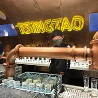 抢不到票、续杯吵翻、黄牛加价到80：国庆去青岛，青啤博物馆这张60元门票怎么看