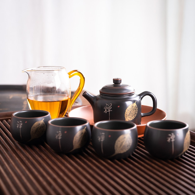 茶禅一味｜这套坭兴陶茶具直接戳中中式茶人的浪漫🍂