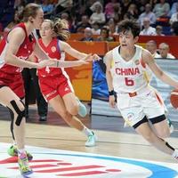 3.9秒压哨绝平逆转捷克，杨舒予18分扛起女篮后卫线