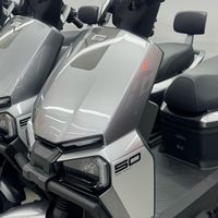 宣传续航70-80公里，有车主跑不到50、有人提车被换电池容量：雅迪龙霆定夺前，先读完这份实测汇总