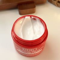 换季脸红、发烫、痒，未必是“敏感肌”：入秋先分清三种红脸，别让冰面膜和药膏当你的第一反应
