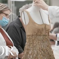 后台高光、威尼斯礼服 | Dior/迪奥9.7日报