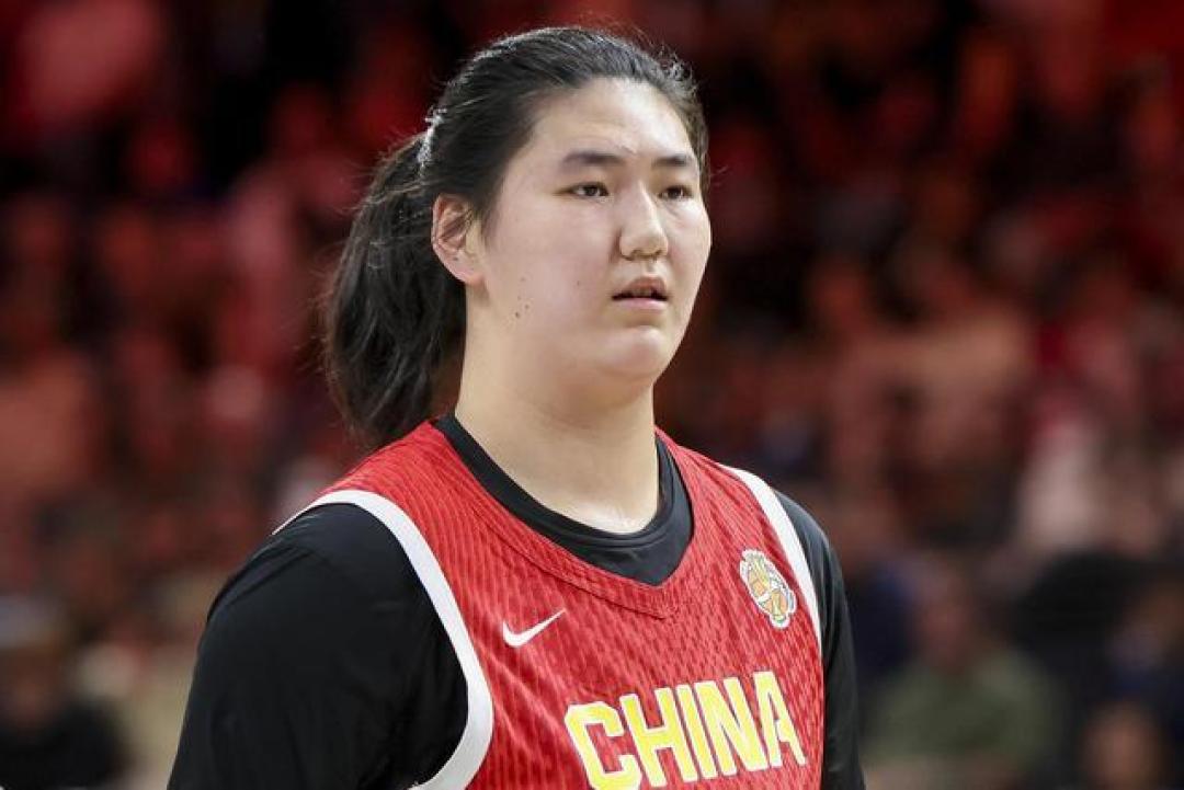 19岁张子宇世界杯首秀斩获13+6 优势与短板并存的惊艳起点