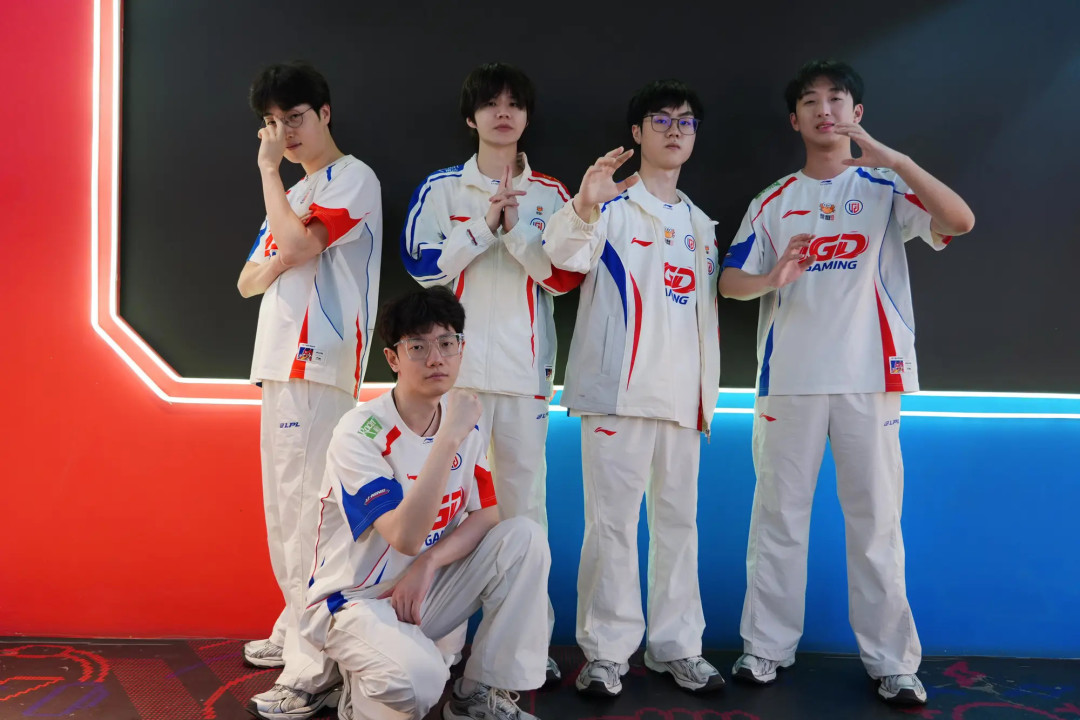 LGD 3比2淘汰NIP 时隔2203天重返LPL四强