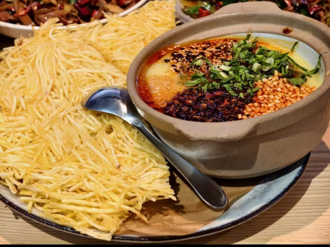 聚会餐饮
