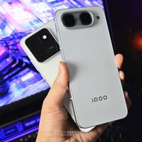 “iQOO Neo11 至尊版”和“iQOO 15T”怎么选?
