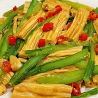 腐竹烧白菜，慢炖吸汁，家常做法吃出温润鲜感