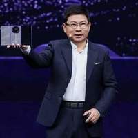 多项业界首创落地，华为Mate XT 2非凡大师树立三折叠旗舰新标杆