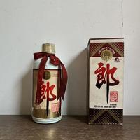 酒商亏钱甩2017红十五，回收广告还报450：家里囤的郎酒，存、喝还是卖，三笔账算完