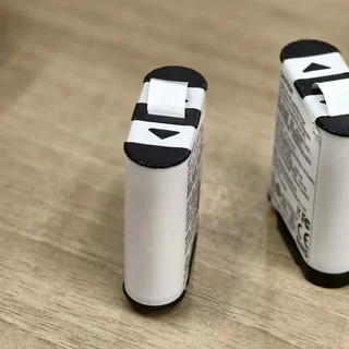 放着不用反而鼓包?我把全网近三十条求助帖翻完了:GoPro电池鼓包的3个加速器、2条雷区,和卖身之后还换不换得动的售后