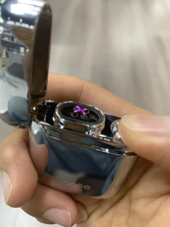 Zippo都开始出“可充电”款了：我们把2026的电弧打火机刷屏翻了个底朝天，谁该换、谁别换