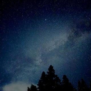 土星冲日压到国庆第4天：开星特朗的，先定看什么，再定要不要跑沙漠