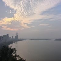 B站38万播放那条视频，把辛弃疾最吵的一百年旧案翻了出来：用典是才气不足，还是你缺一条超链接