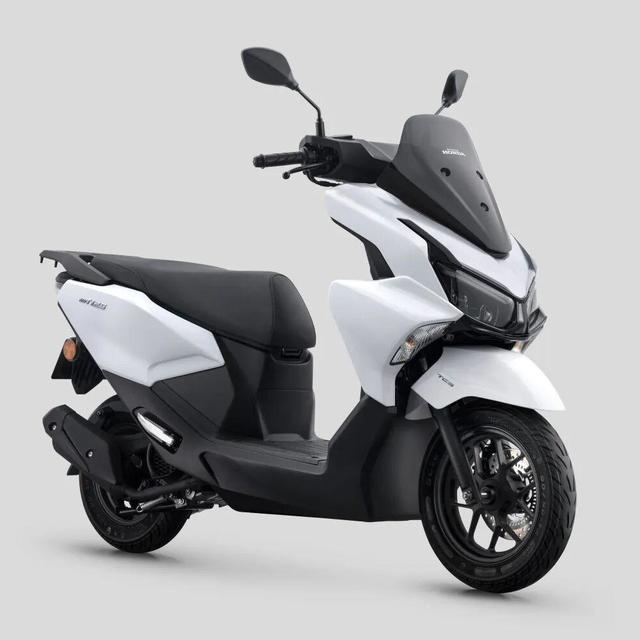 距重庆摩博会还有12天：NWZ150现场实车、NWT125交付差、GB350半官宣，逛五羊本田展台前把四本账摆完