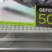 沃尔玛懂营销的！贴错标签，网友900元买RTX 5070：商家含泪成交