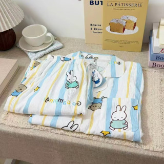 被问爆的米菲条纹睡衣｜舒服到不想脱☁️