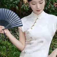 这条桑蚕丝旗袍，贵气到被闺蜜追着问💰