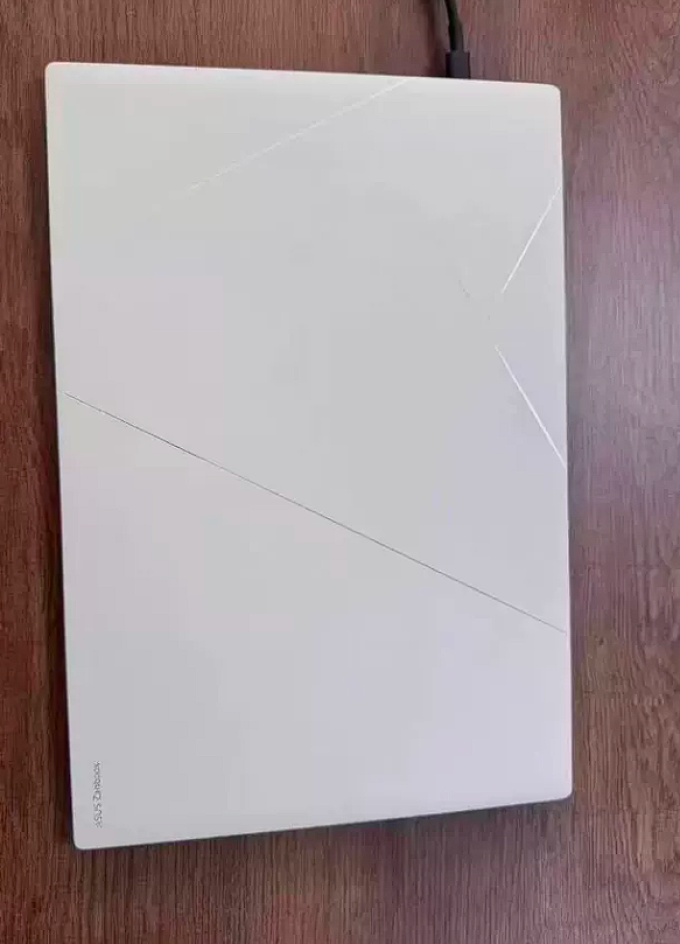 华硕笔记本电脑