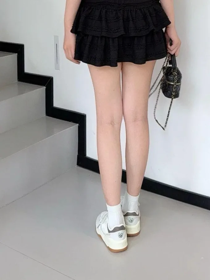 李宁运动板鞋