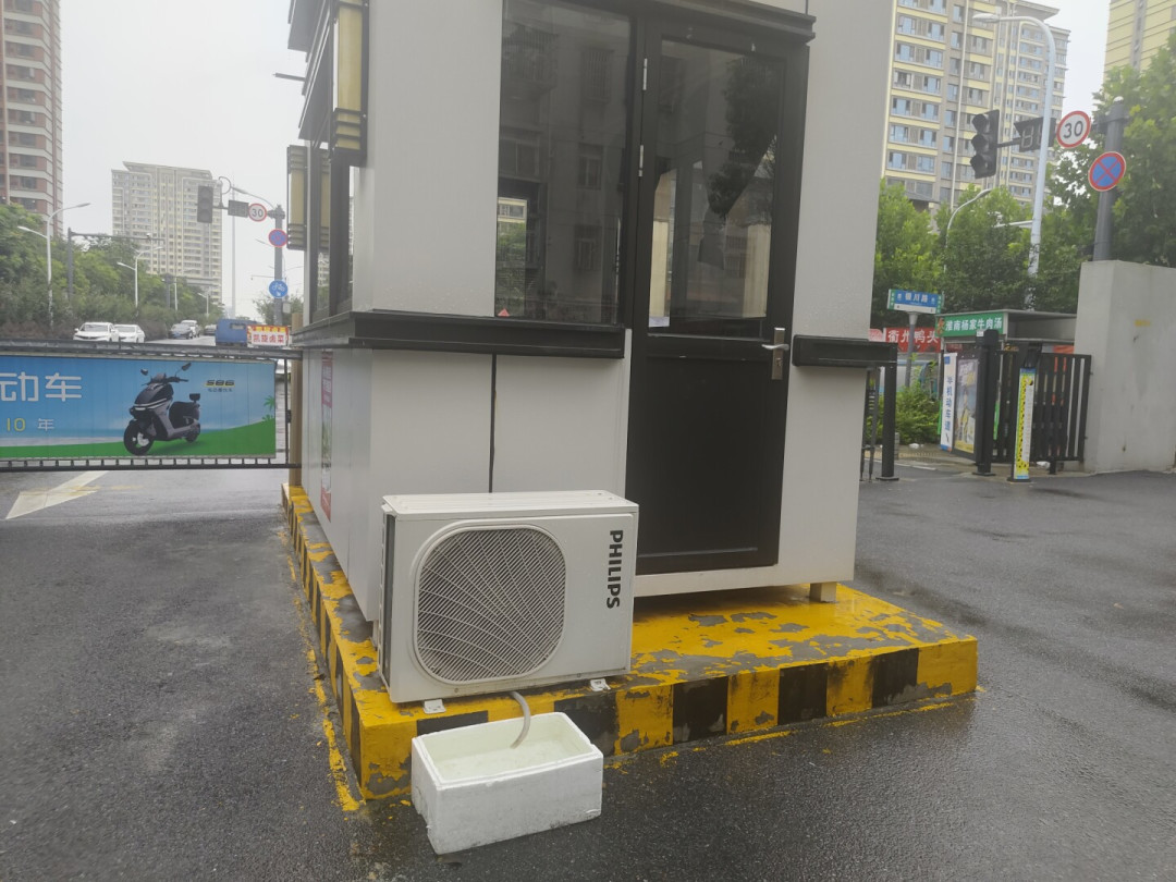 飞利浦空调喊“12年包修”,40℃高温售后却叫不动?捋完贴牌谱系、代工史和投诉帖,三伏天下单前先想清楚