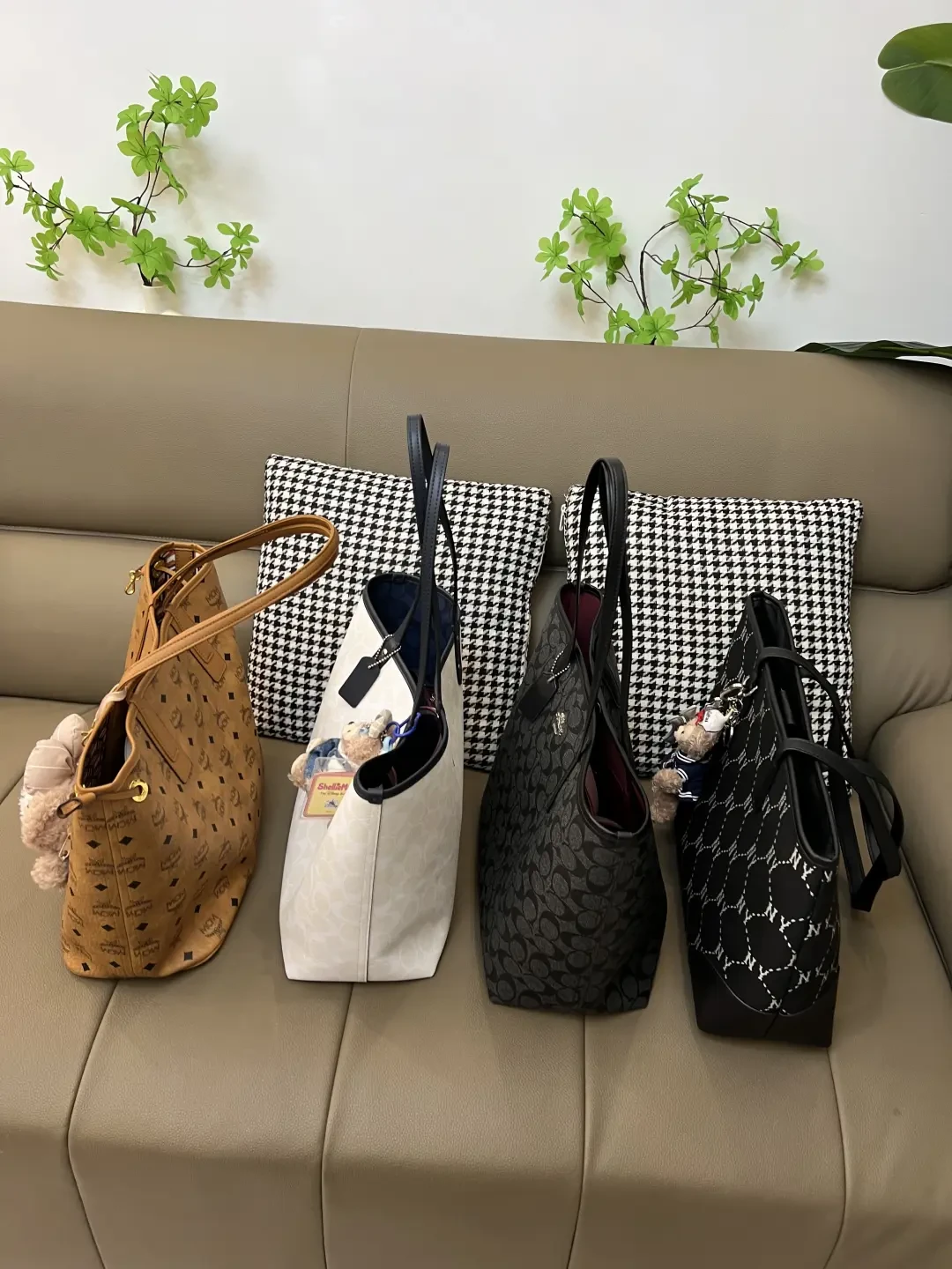 全网都在背几十块的“渣渣包”上班:我把轮换这笔账算完,发现它只适合这些人