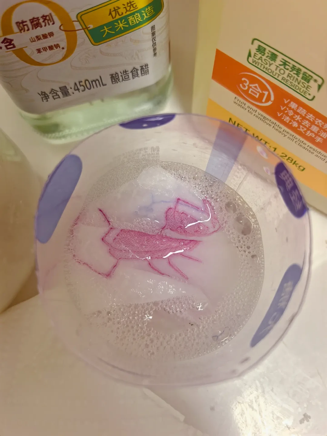 同一锅糖醋果蝇陷阱,有人5分钟粘几十只、有人一天挂零:先弄懂4个操作细节,再决定花3元还是30元