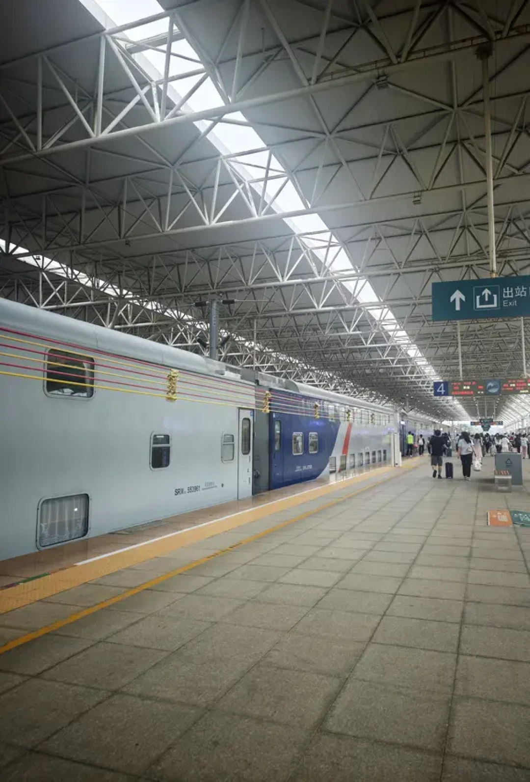 旅游专列“劈叉”了:一种12306上百元就能买,一种2万到7.6万元,交定金前没弄清差别就晚了
