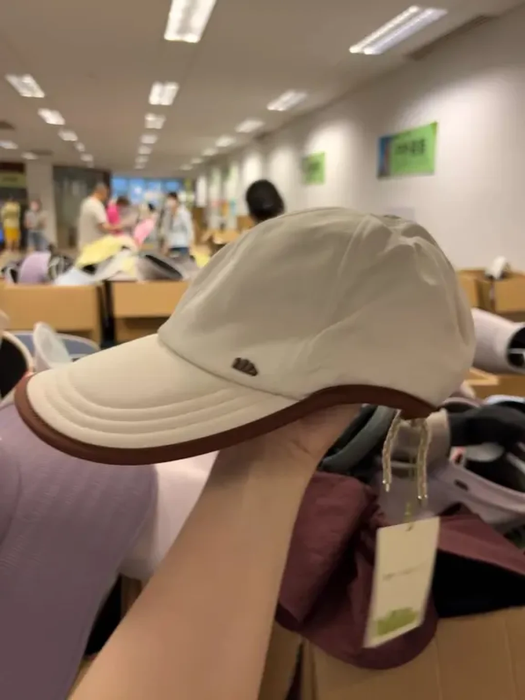 蕉下内购帽39元任选,有人戴一夏有人捡一路:翻完60多篇真实帖,再说清哪顶该拿