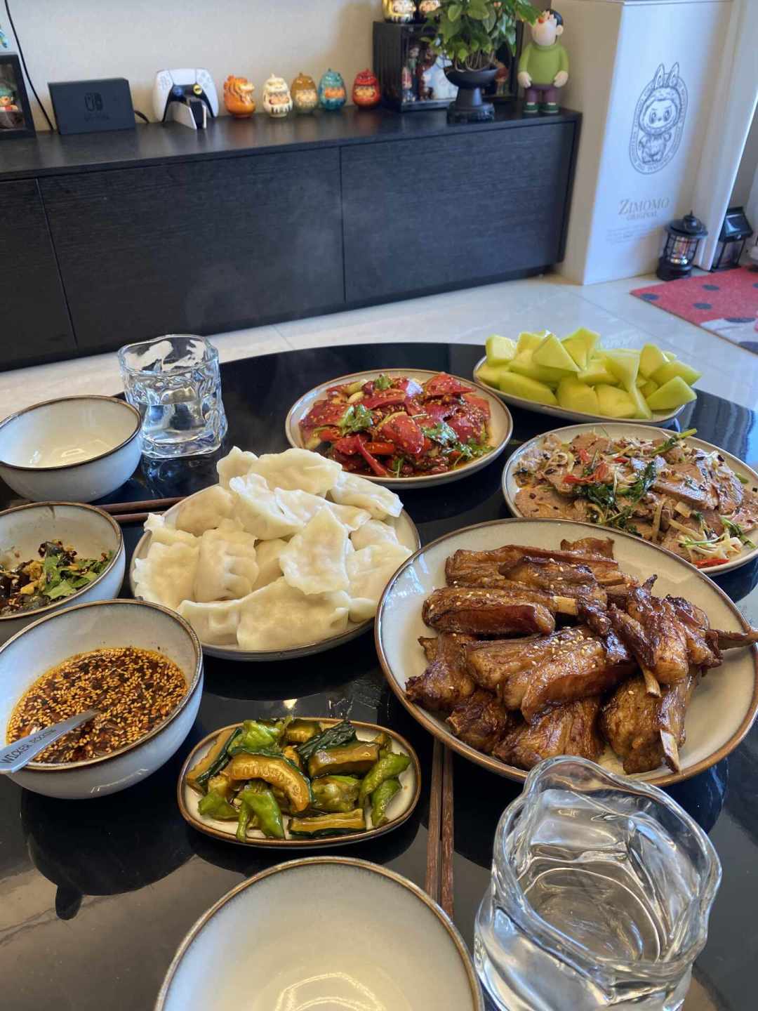 立秋4天,红烧肉团购暴涨75%:今年是“秋包伏”,贴秋膘先一看二摸三问