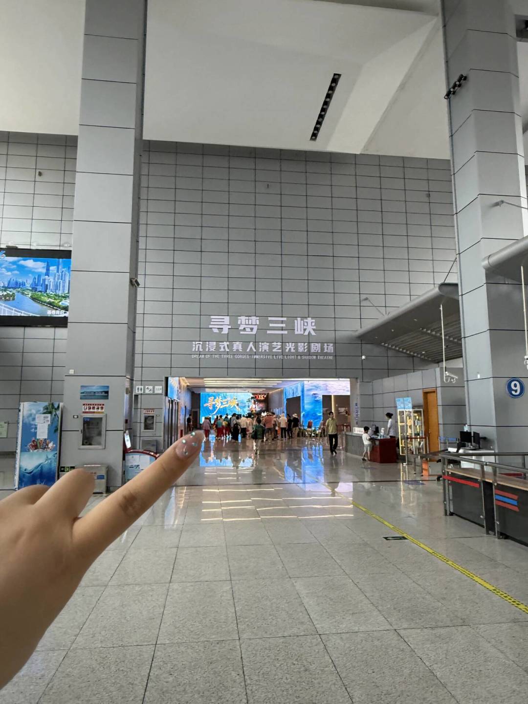 带爸妈8月坐三峡游轮?先消化汛期变量:登船或转运丰都,选船与自费账全在这