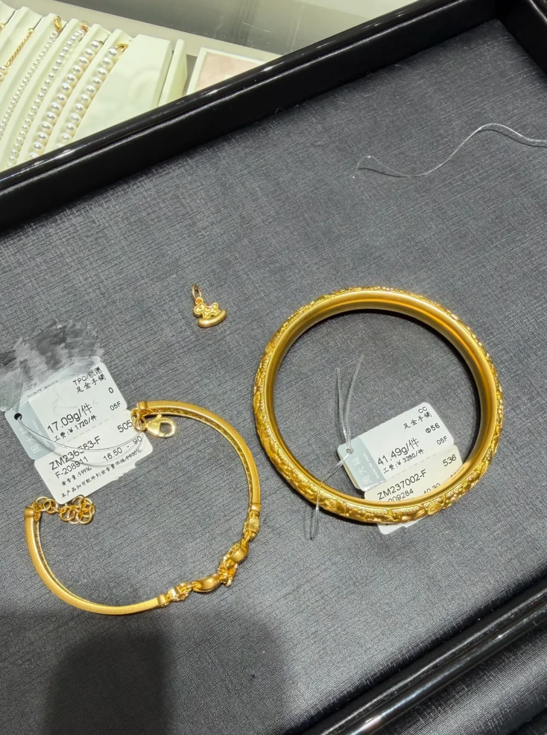 周大福1:1旧金换新爆火:全国只有21家门店能办,值不值得跑一趟?先算清这三笔账